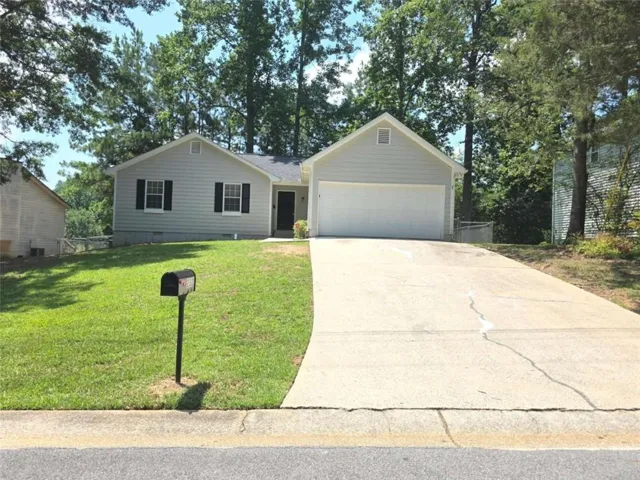 232 Hampton Drive, Dallas, Georgia 30132