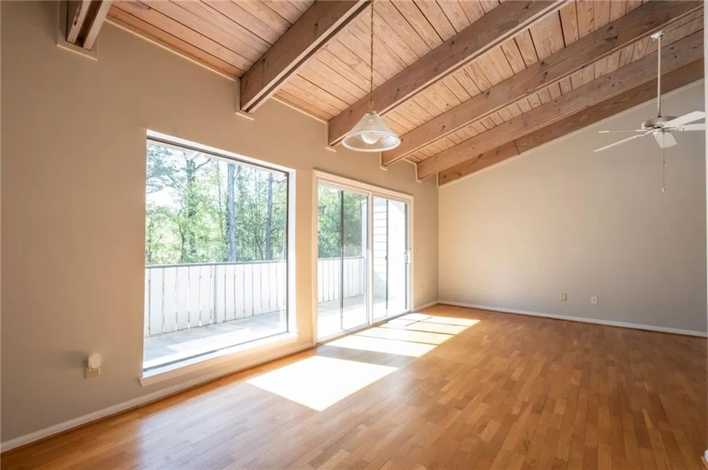 3817 Paces Ferry West Se, Atlanta, Georgia 30339, 4 Bedrooms Bedrooms, 0 ,3 BathroomsBathrooms,Residential,For Sale,3817 Paces Ferry West Se,7748032
