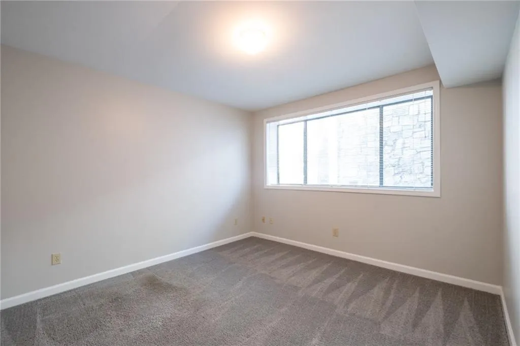 3817 Paces Ferry West Se, Atlanta, Georgia 30339, 4 Bedrooms Bedrooms, 0 ,3 BathroomsBathrooms,Residential,For Sale,3817 Paces Ferry West Se,7748032