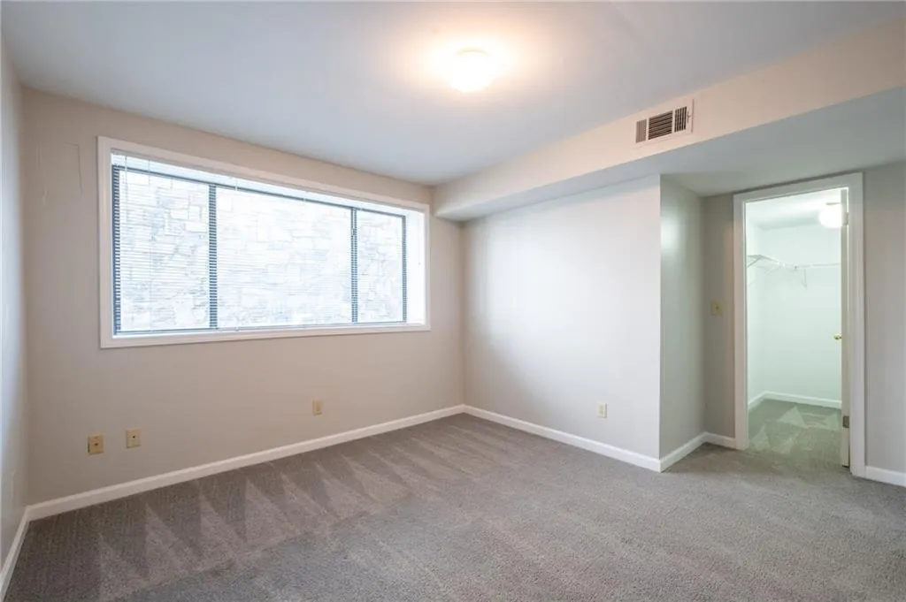 3817 Paces Ferry West Se, Atlanta, Georgia 30339, 4 Bedrooms Bedrooms, 0 ,3 BathroomsBathrooms,Residential,For Sale,3817 Paces Ferry West Se,7748032