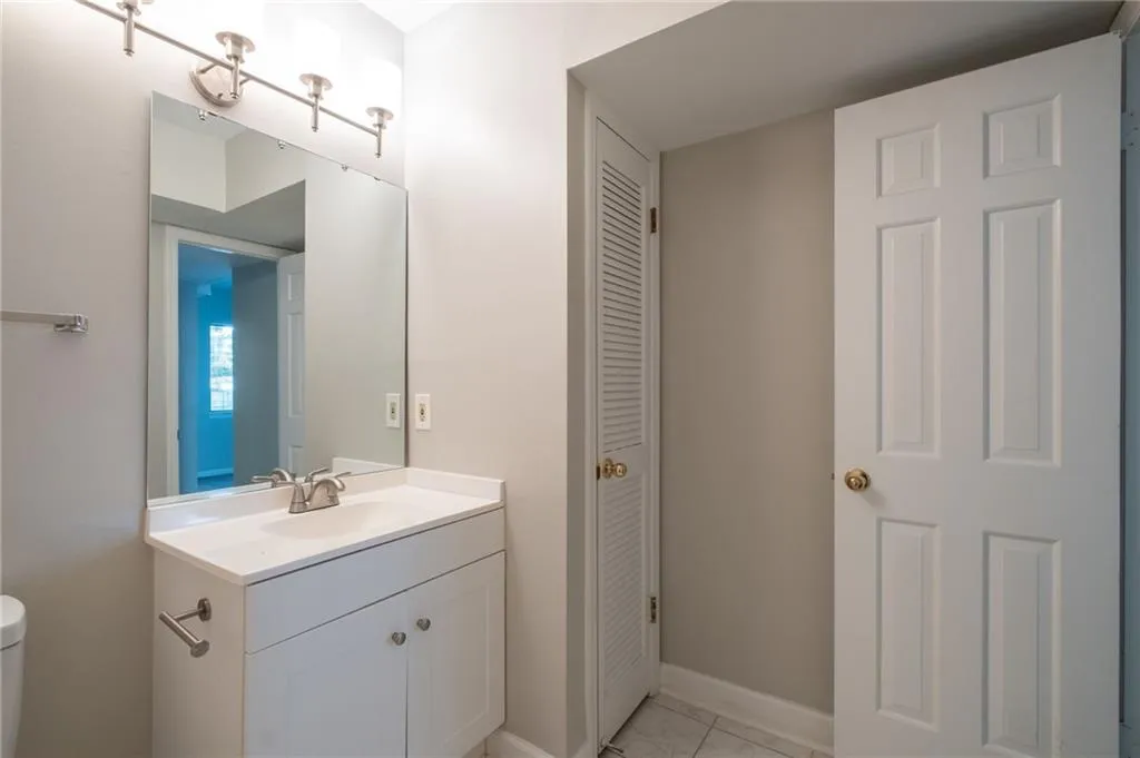 3817 Paces Ferry West Se, Atlanta, Georgia 30339, 4 Bedrooms Bedrooms, 0 ,3 BathroomsBathrooms,Residential,For Sale,3817 Paces Ferry West Se,7748032