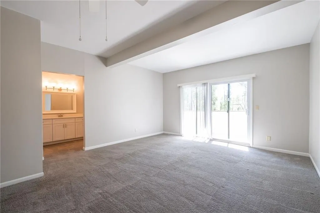 3817 Paces Ferry West Se, Atlanta, Georgia 30339, 4 Bedrooms Bedrooms, 0 ,3 BathroomsBathrooms,Residential,For Sale,3817 Paces Ferry West Se,7748032