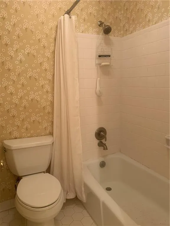 90 Messina Way, Sandy Springs, Georgia 30328, 5 Bedrooms Bedrooms, ,2 BathroomsBathrooms,Residential,Sold,90 Messina Way,6882822