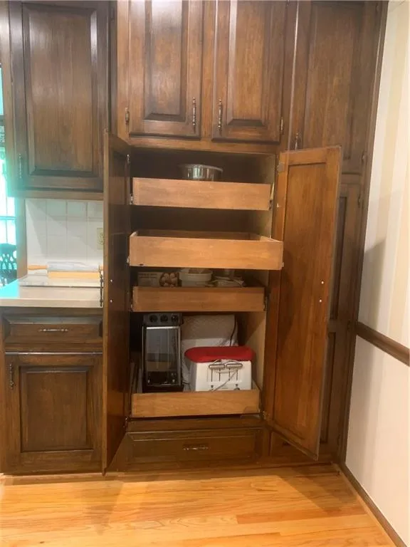 90 Messina Way, Sandy Springs, Georgia 30328, 5 Bedrooms Bedrooms, ,2 BathroomsBathrooms,Residential,Sold,90 Messina Way,6882822