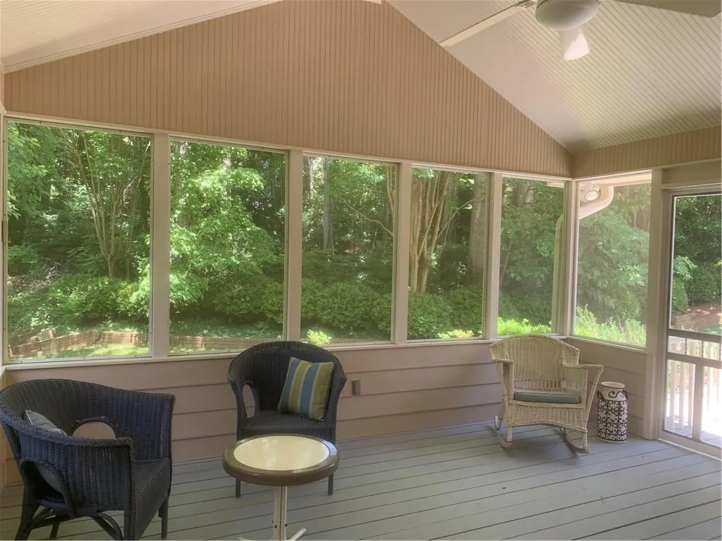 90 Messina Way, Sandy Springs, Georgia 30328, 5 Bedrooms Bedrooms, ,2 BathroomsBathrooms,Residential,Sold,90 Messina Way,6882822