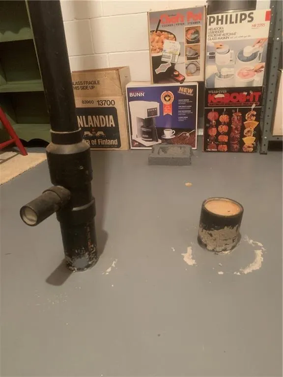 90 Messina Way, Sandy Springs, Georgia 30328, 5 Bedrooms Bedrooms, ,2 BathroomsBathrooms,Residential,Sold,90 Messina Way,6882822