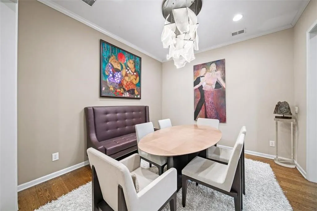 5564 High Point Road, Atlanta, Georgia 30342, 4 Bedrooms Bedrooms, ,4 BathroomsBathrooms,Residential,For Sale,5564 High Point Road,7692962