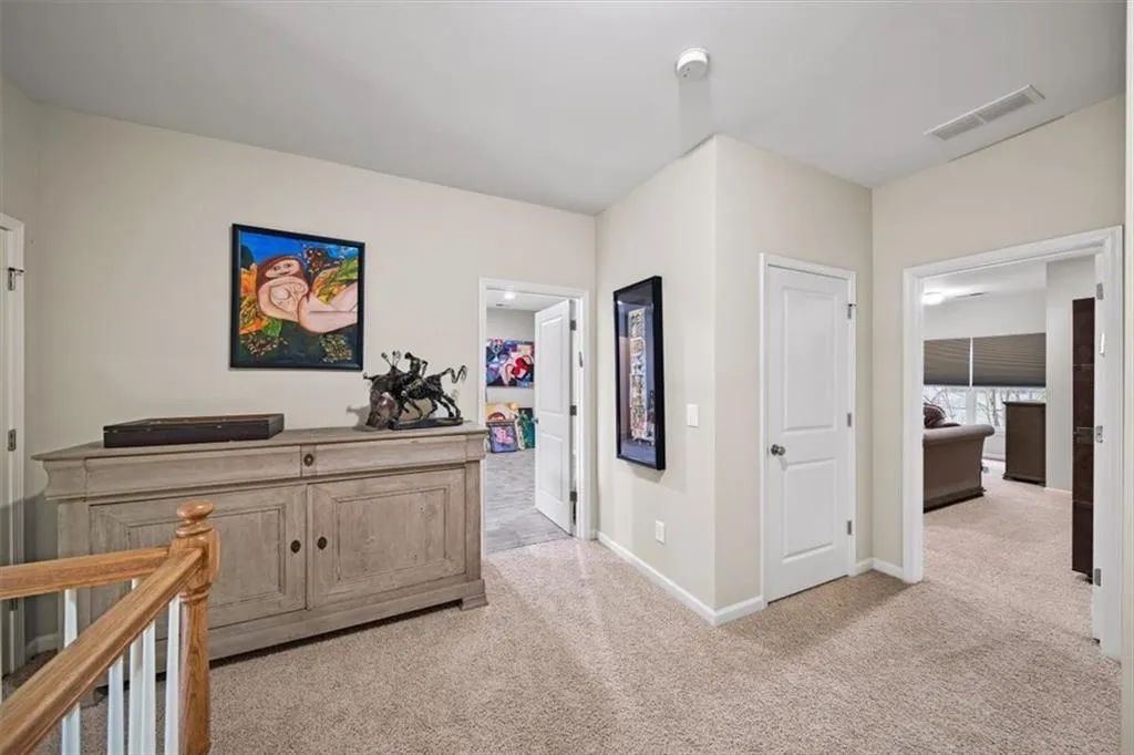 5564 High Point Road, Atlanta, Georgia 30342, 4 Bedrooms Bedrooms, ,4 BathroomsBathrooms,Residential,For Sale,5564 High Point Road,7692962