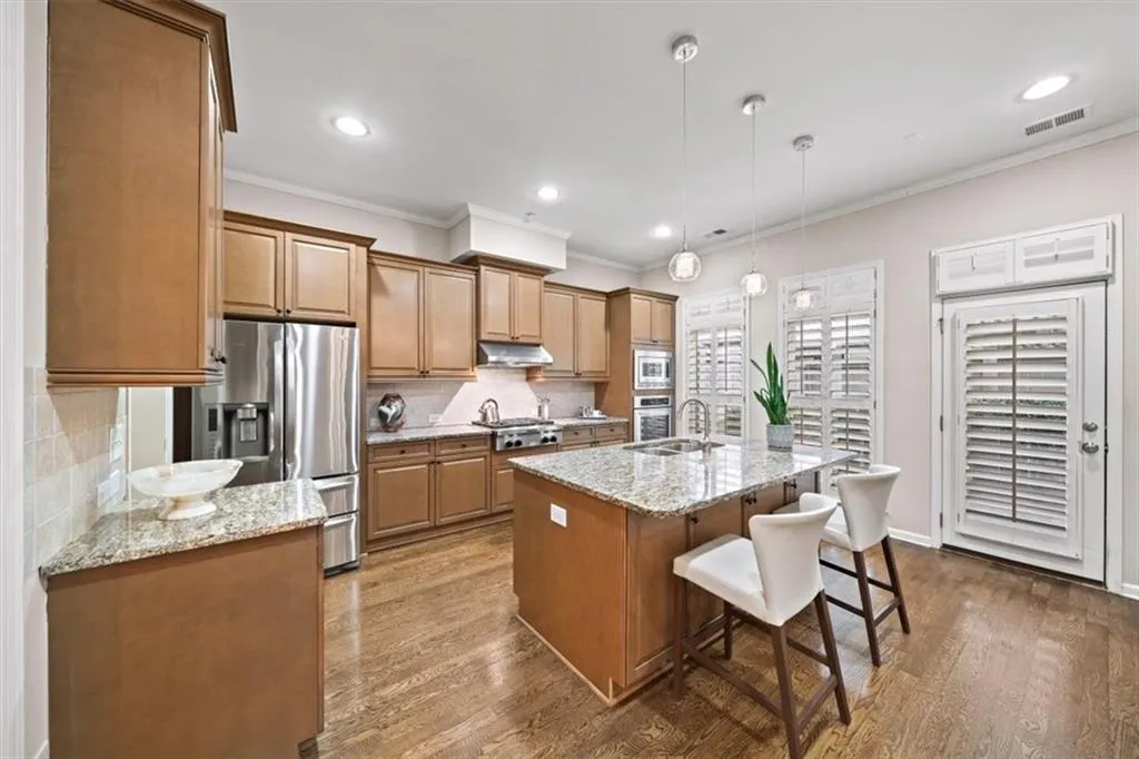 5564 High Point Road, Atlanta, Georgia 30342, 4 Bedrooms Bedrooms, ,4 BathroomsBathrooms,Residential,For Sale,5564 High Point Road,7692962