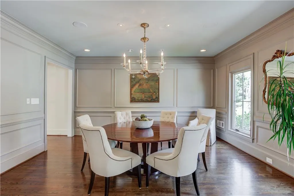 5250 Woodridge Forest Trail, Sandy Springs, Georgia 30327, 6 Bedrooms Bedrooms, ,6 BathroomsBathrooms,Residential,Sold,5250 Woodridge Forest Trail,6860769