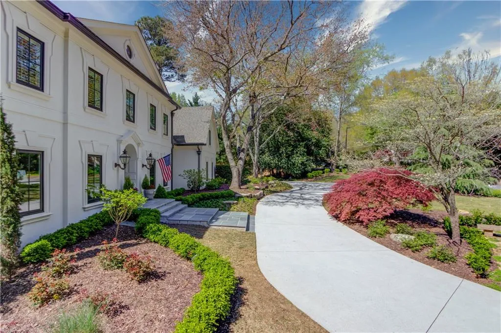 5250 Woodridge Forest Trail, Sandy Springs, Georgia 30327, 6 Bedrooms Bedrooms, ,6 BathroomsBathrooms,Residential,Sold,5250 Woodridge Forest Trail,6860769