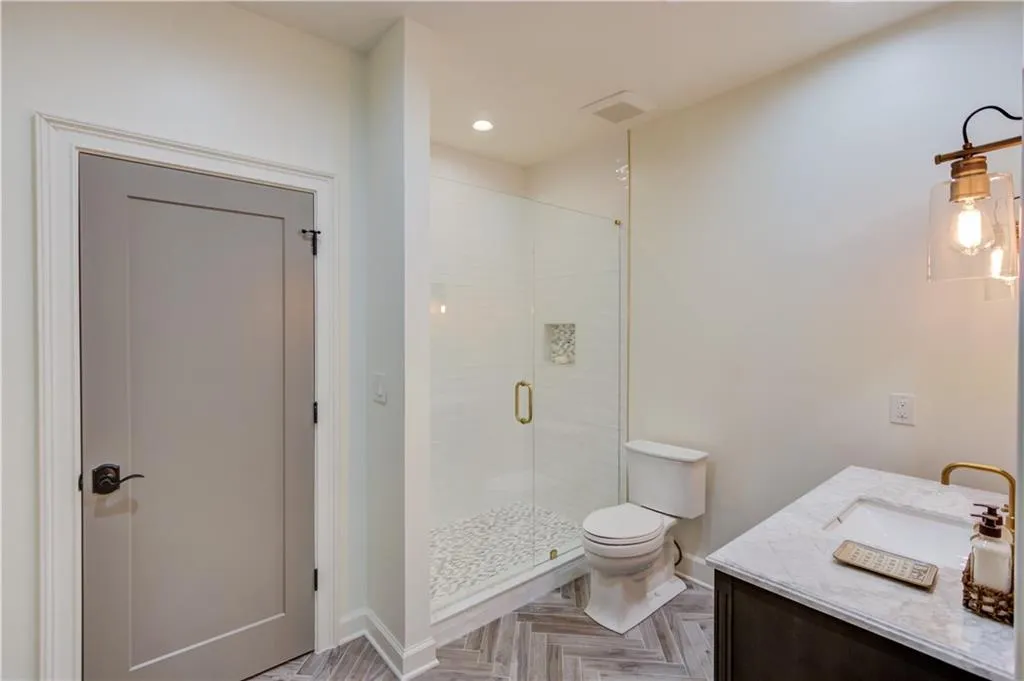 5250 Woodridge Forest Trail, Sandy Springs, Georgia 30327, 6 Bedrooms Bedrooms, ,6 BathroomsBathrooms,Residential,Sold,5250 Woodridge Forest Trail,6860769