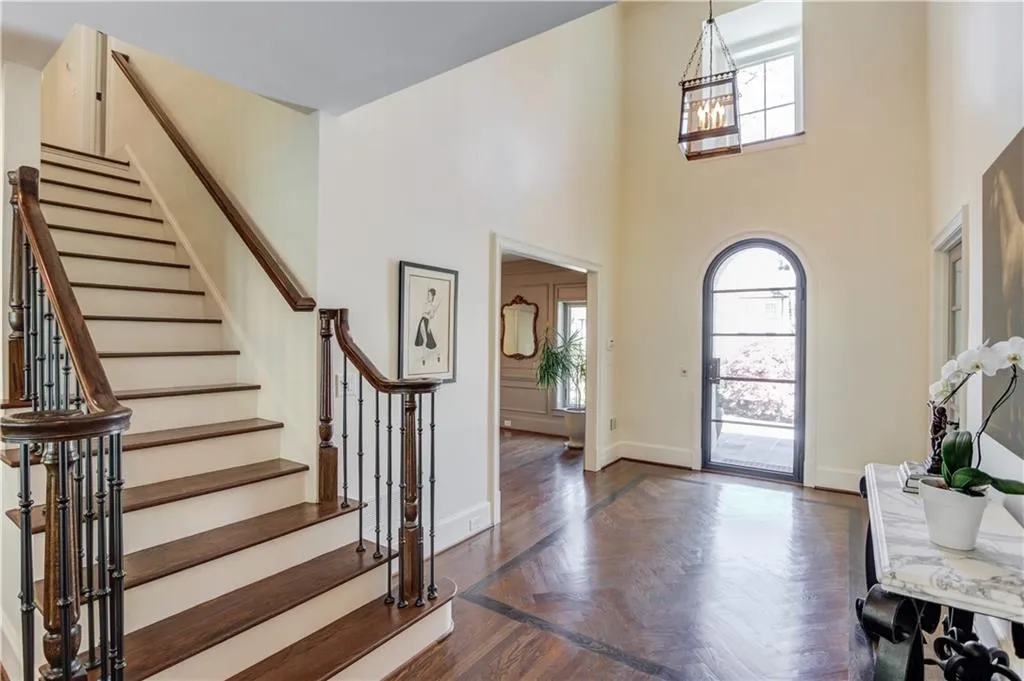 5250 Woodridge Forest Trail, Sandy Springs, Georgia 30327, 6 Bedrooms Bedrooms, ,6 BathroomsBathrooms,Residential,Sold,5250 Woodridge Forest Trail,6860769
