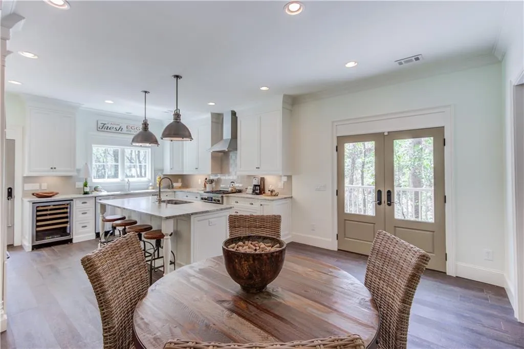 5250 Woodridge Forest Trail, Sandy Springs, Georgia 30327, 6 Bedrooms Bedrooms, ,6 BathroomsBathrooms,Residential,Sold,5250 Woodridge Forest Trail,6860769