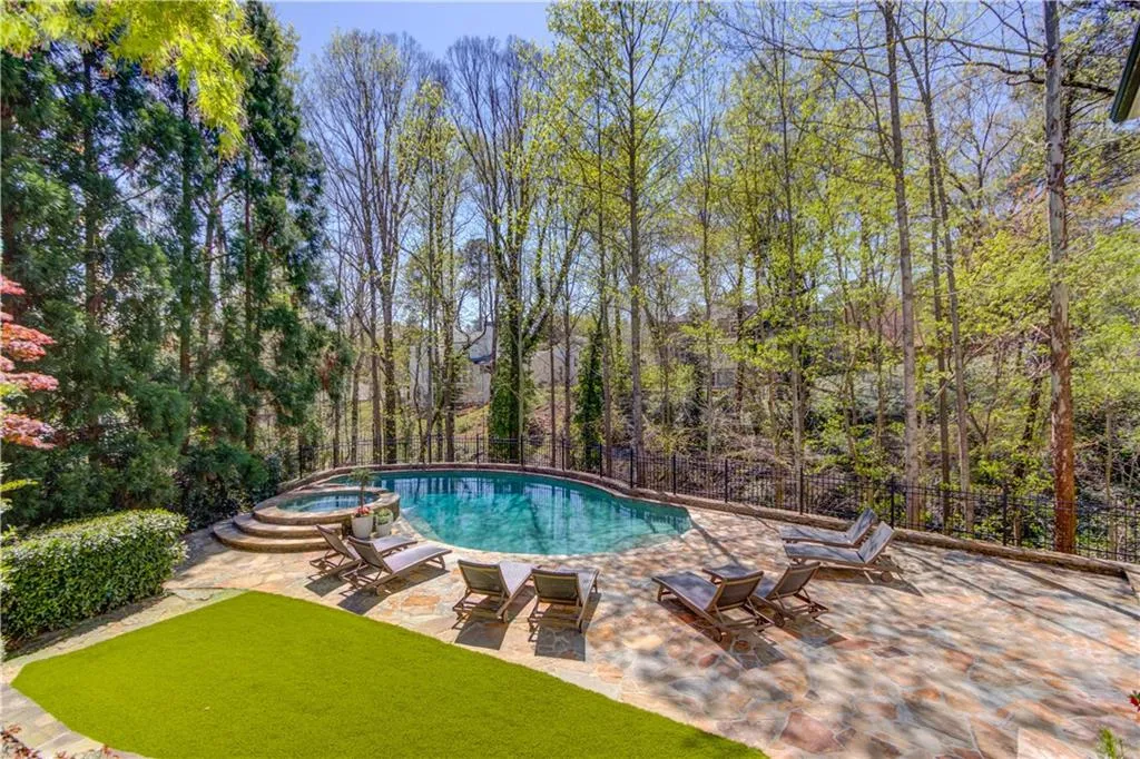 5250 Woodridge Forest Trail, Sandy Springs, Georgia 30327, 6 Bedrooms Bedrooms, ,6 BathroomsBathrooms,Residential,Sold,5250 Woodridge Forest Trail,6860769