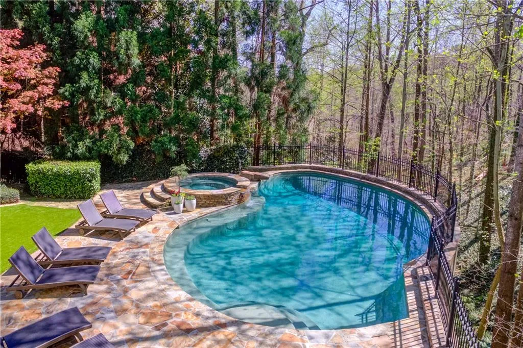 5250 Woodridge Forest Trail, Sandy Springs, Georgia 30327, 6 Bedrooms Bedrooms, ,6 BathroomsBathrooms,Residential,Sold,5250 Woodridge Forest Trail,6860769