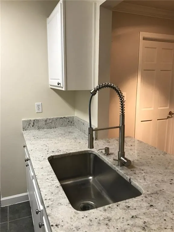 3655 Habersham Road Unit 326a, Atlanta, Georgia 30305, 2 Bedrooms Bedrooms, ,2 BathroomsBathrooms,Residential,Sold,3655 Habersham Road Unit 326a,5822625