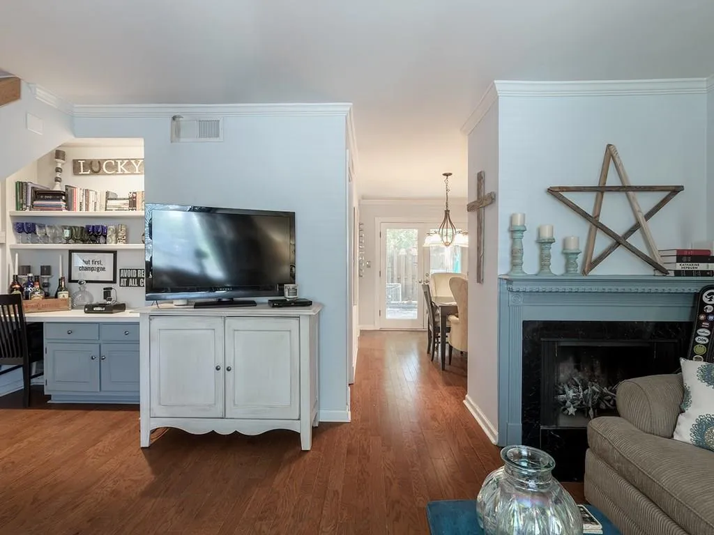 136 Peachtree Memorial Drive Nw Unit #ma9, Atlanta, Georgia 30309, 2 Bedrooms Bedrooms, ,1 BathroomBathrooms,Residential,Sold,136 Peachtree Memorial Drive Nw Unit #ma9,6024251