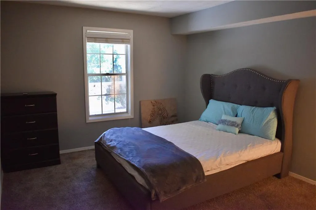 1307 Natchez Trace Unit 1307, Sandy Springs, Georgia 30350, 2 Bedrooms Bedrooms, ,1 BathroomBathrooms,Residential,Sold,1307 Natchez Trace Unit 1307,6900994