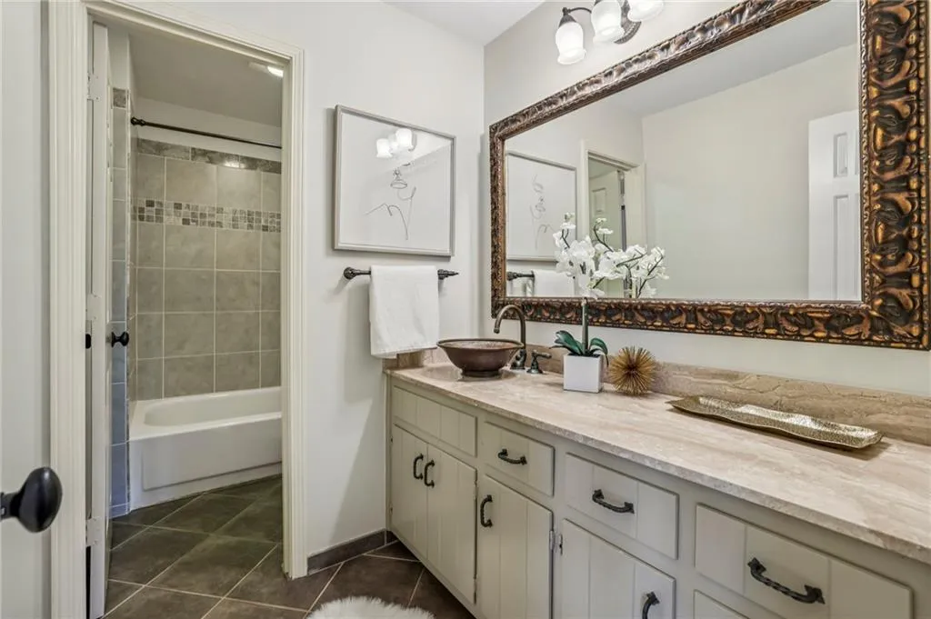385 Stone Mill Trail, Atlanta, Georgia 30328, 3 Bedrooms Bedrooms, ,3 BathroomsBathrooms,Residential,Sold,385 Stone Mill Trail,7695413