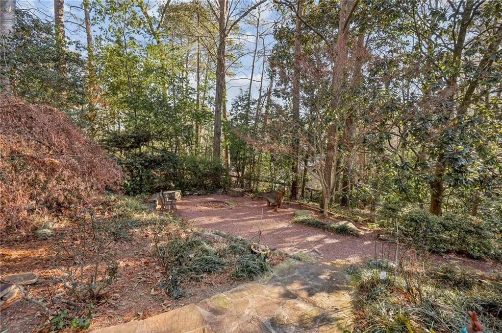 385 Stone Mill Trail, Atlanta, Georgia 30328, 3 Bedrooms Bedrooms, ,3 BathroomsBathrooms,Residential,Sold,385 Stone Mill Trail,7695413
