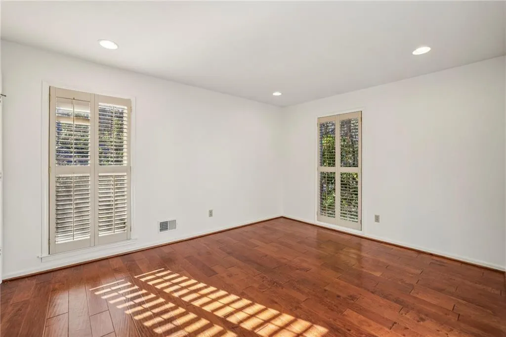 385 Stone Mill Trail, Atlanta, Georgia 30328, 3 Bedrooms Bedrooms, ,3 BathroomsBathrooms,Residential,Sold,385 Stone Mill Trail,7695413