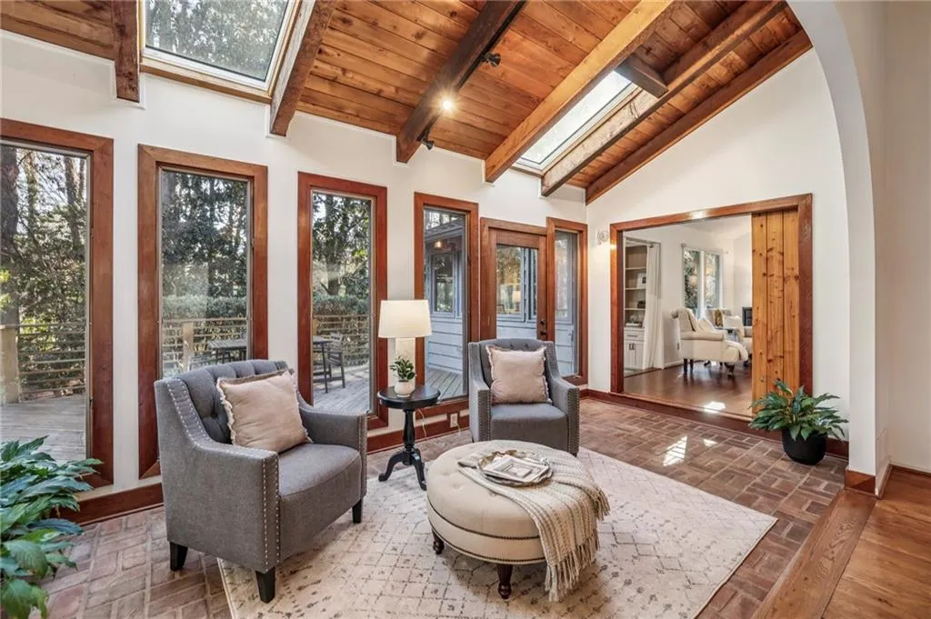 385 Stone Mill Trail, Atlanta, Georgia 30328, 3 Bedrooms Bedrooms, ,3 BathroomsBathrooms,Residential,Sold,385 Stone Mill Trail,7695413