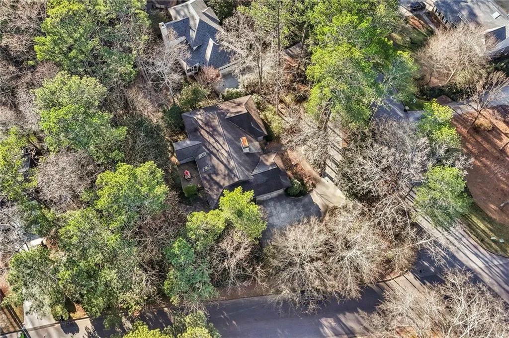 385 Stone Mill Trail, Atlanta, Georgia 30328, 3 Bedrooms Bedrooms, ,3 BathroomsBathrooms,Residential,Sold,385 Stone Mill Trail,7695413