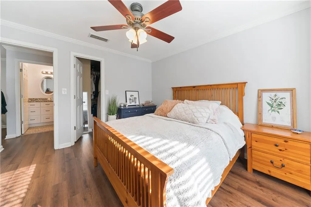 122 Granville Court, Atlanta, Georgia 30328, 2 Bedrooms Bedrooms, ,2 BathroomsBathrooms,Residential,Sold,122 Granville Court,6654124