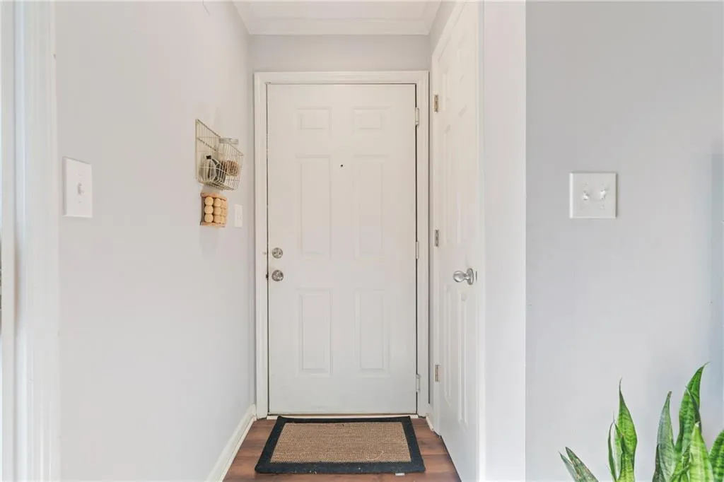 122 Granville Court, Atlanta, Georgia 30328, 2 Bedrooms Bedrooms, ,2 BathroomsBathrooms,Residential,Sold,122 Granville Court,6654124