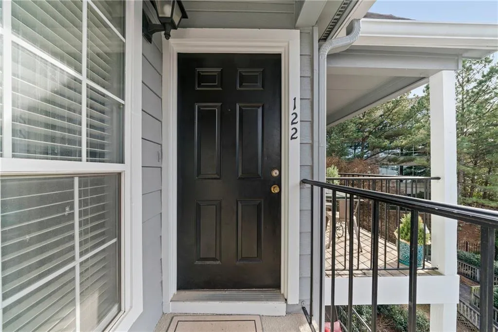 122 Granville Court, Atlanta, Georgia 30328, 2 Bedrooms Bedrooms, ,2 BathroomsBathrooms,Residential,Sold,122 Granville Court,6654124