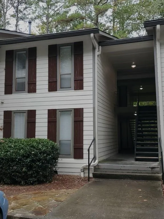 9400 Roberts Drive Unit 3a, Sandy Springs, Georgia 30350, 2 Bedrooms Bedrooms, ,2 BathroomsBathrooms,Residential,Sold,9400 Roberts Drive Unit 3a,6641693
