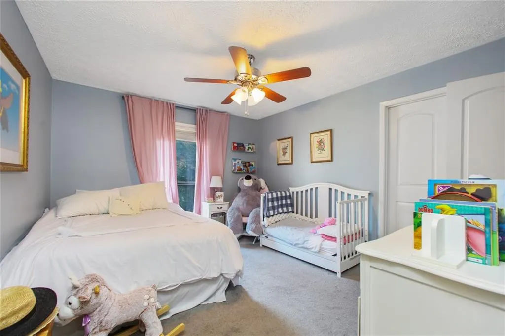 5135 Roswell Road Unit 3, Atlanta, Georgia 30342, 2 Bedrooms Bedrooms, ,2 BathroomsBathrooms,Residential,Sold,5135 Roswell Road Unit 3,7008716