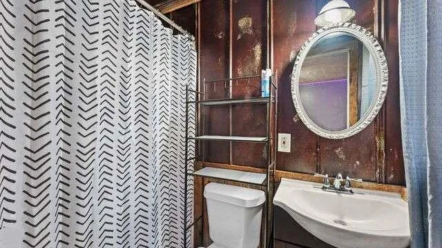 1170