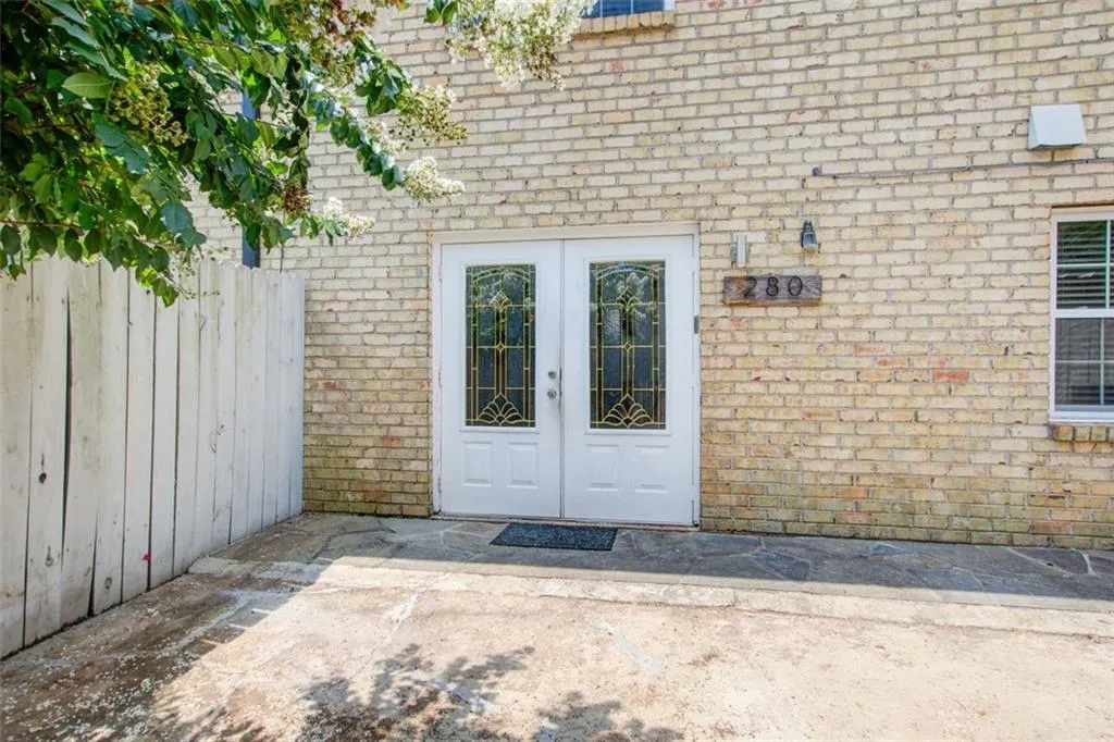 280 Winding River Drive Unit B, Sandy Springs, Georgia 30350, 3 Bedrooms Bedrooms, ,2 BathroomsBathrooms,Residential,Sold,280 Winding River Drive Unit B,7265752