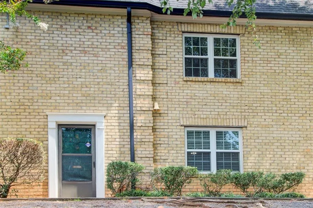 280 Winding River Drive Unit B, Sandy Springs, Georgia 30350, 3 Bedrooms Bedrooms, ,2 BathroomsBathrooms,Residential,Sold,280 Winding River Drive Unit B,7265752