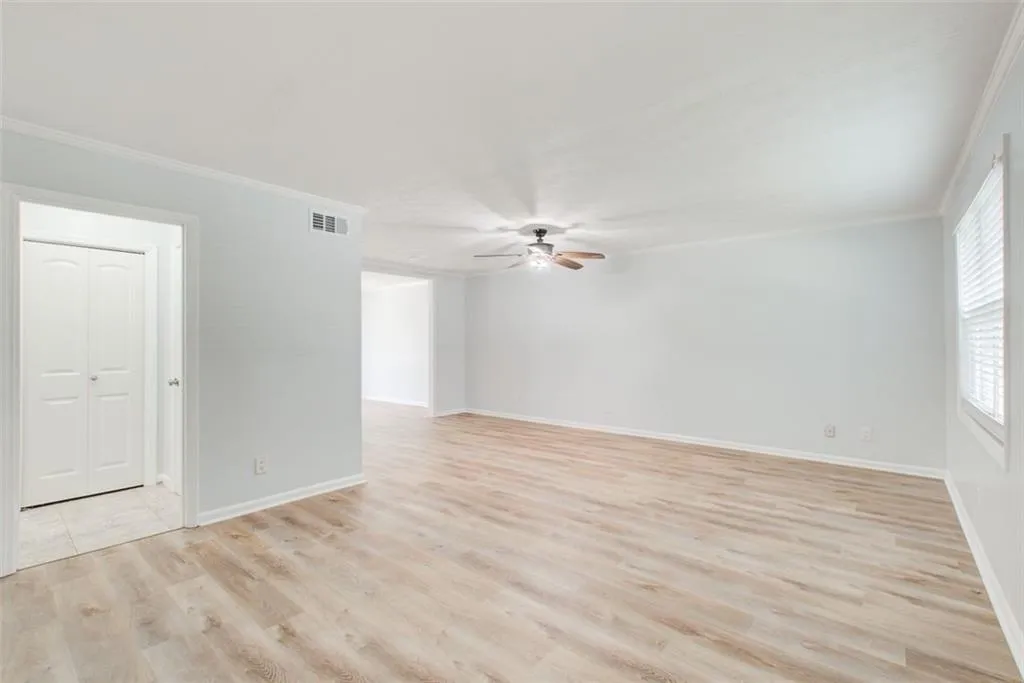 280 Winding River Drive Unit B, Sandy Springs, Georgia 30350, 3 Bedrooms Bedrooms, ,2 BathroomsBathrooms,Residential,Sold,280 Winding River Drive Unit B,7265752