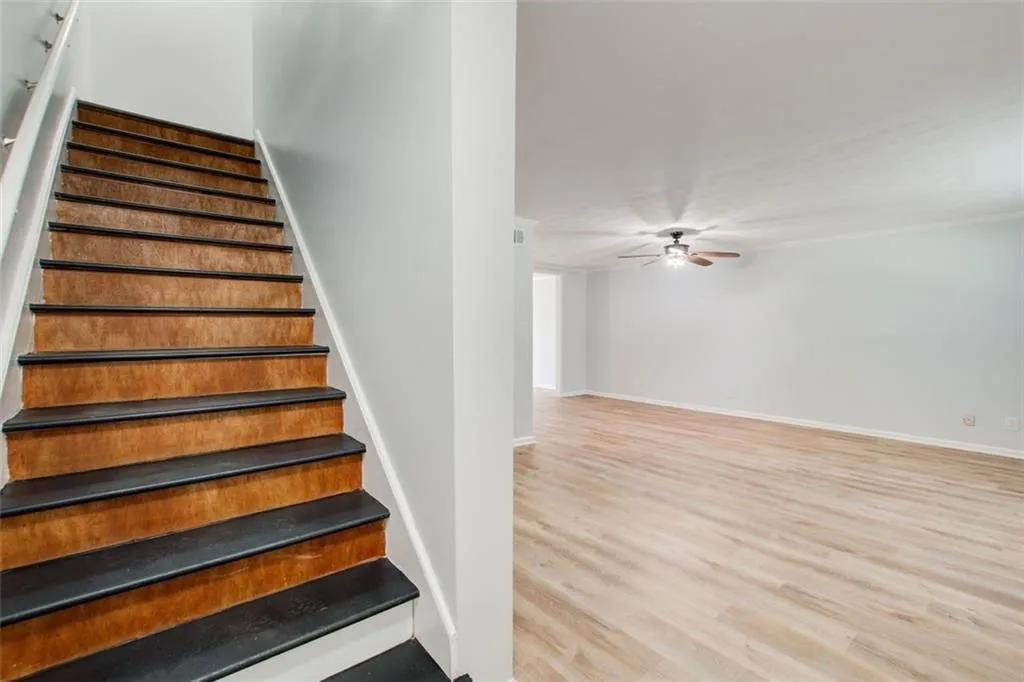 280 Winding River Drive Unit B, Sandy Springs, Georgia 30350, 3 Bedrooms Bedrooms, ,2 BathroomsBathrooms,Residential,Sold,280 Winding River Drive Unit B,7265752