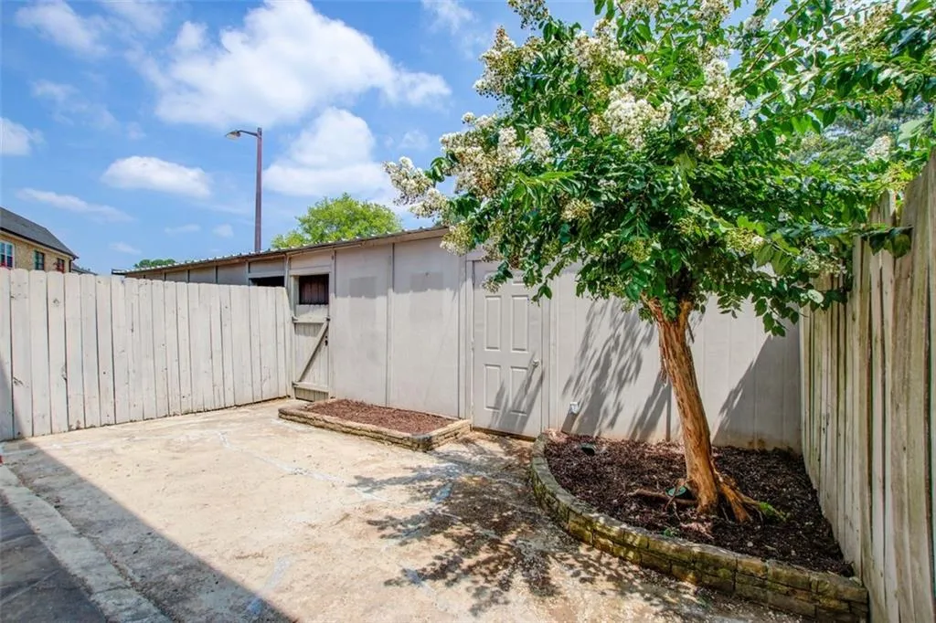 280 Winding River Drive Unit B, Sandy Springs, Georgia 30350, 3 Bedrooms Bedrooms, ,2 BathroomsBathrooms,Residential,Sold,280 Winding River Drive Unit B,7265752