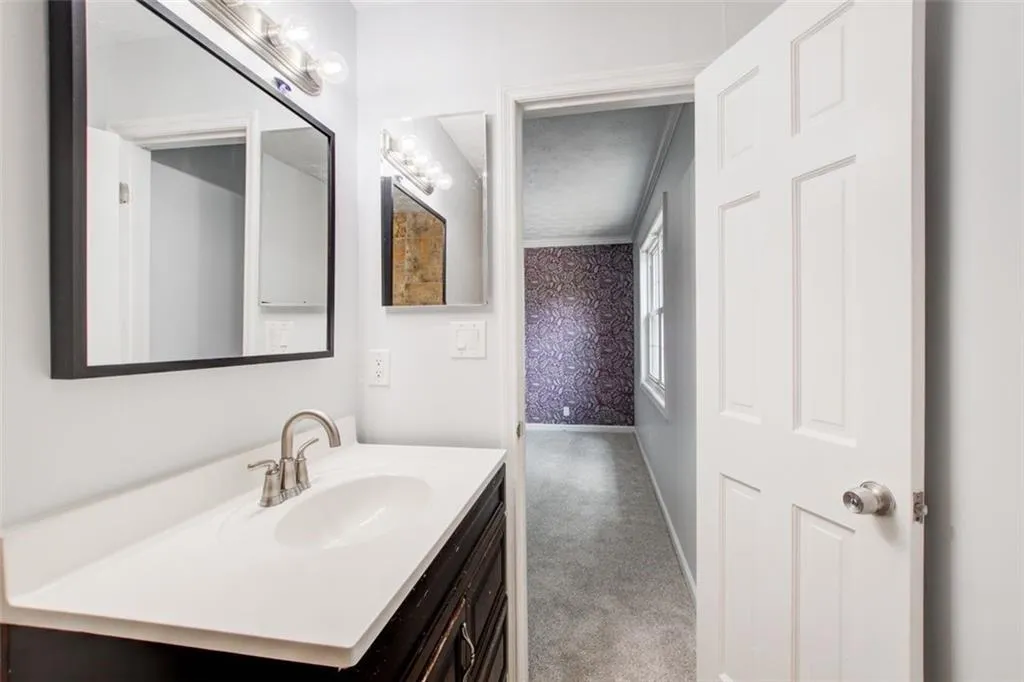 280 Winding River Drive Unit B, Sandy Springs, Georgia 30350, 3 Bedrooms Bedrooms, ,2 BathroomsBathrooms,Residential,Sold,280 Winding River Drive Unit B,7265752