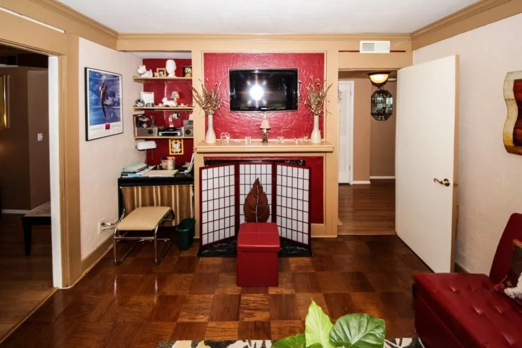 6851 Roswell Road Unit E-10, Atlanta, Georgia 30328, 3 Bedrooms Bedrooms, ,2 BathroomsBathrooms,Residential,Sold,6851 Roswell Road Unit E-10,6069225