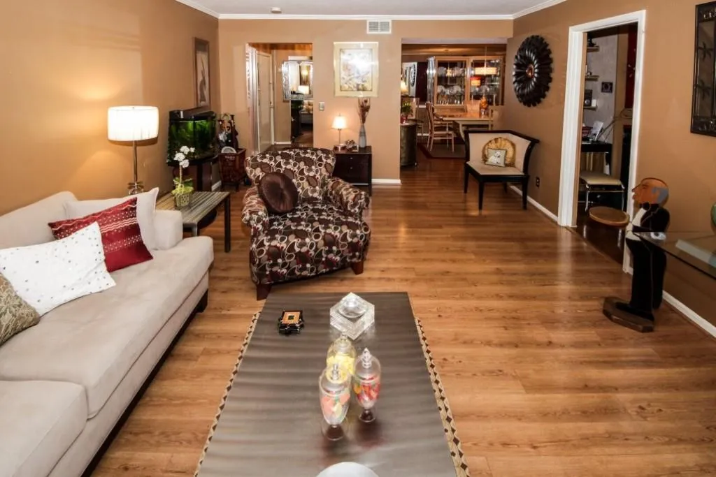 6851 Roswell Road Unit E-10, Atlanta, Georgia 30328, 3 Bedrooms Bedrooms, ,2 BathroomsBathrooms,Residential,Sold,6851 Roswell Road Unit E-10,6069225