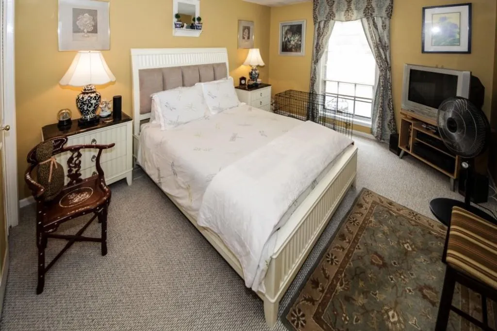 6851 Roswell Road Unit E-10, Atlanta, Georgia 30328, 3 Bedrooms Bedrooms, ,2 BathroomsBathrooms,Residential,Sold,6851 Roswell Road Unit E-10,6069225