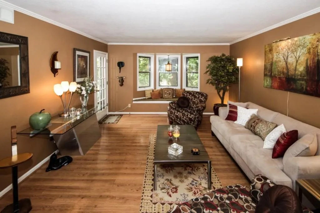 6851 Roswell Road Unit E-10, Atlanta, Georgia 30328, 3 Bedrooms Bedrooms, ,2 BathroomsBathrooms,Residential,Sold,6851 Roswell Road Unit E-10,6069225