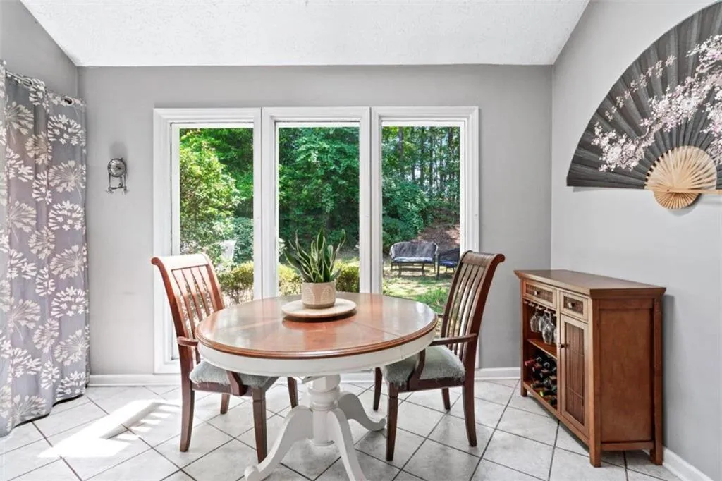 7750 Roswell Road Unit 10h, Sandy Springs, Georgia 30350, 2 Bedrooms Bedrooms, ,1 BathroomBathrooms,Residential,Sold,7750 Roswell Road Unit 10h,7436243 7750 Roswell Road Unit 10h, Sandy Springs, Georgia 30350, 2 Bedrooms Bedrooms, ,1 BathroomBathrooms,Residential,Sold,7750 Roswell Road Unit 10h,7436243