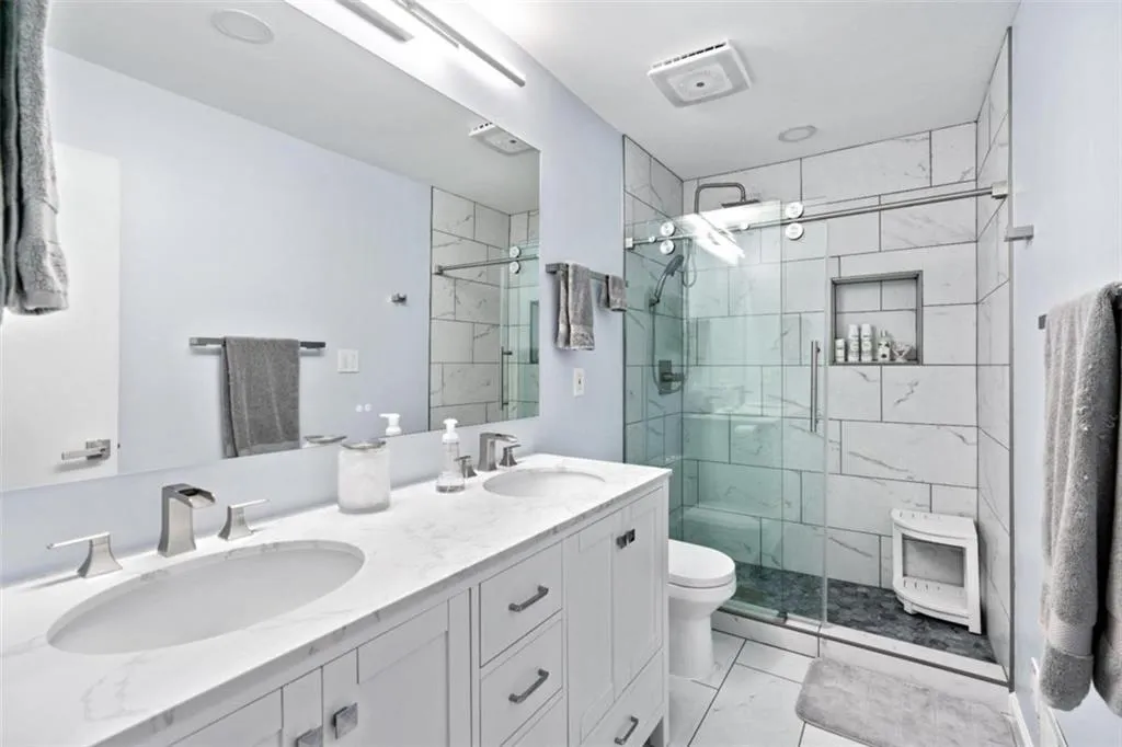 7750 Roswell Road Unit 10h, Sandy Springs, Georgia 30350, 2 Bedrooms Bedrooms, ,1 BathroomBathrooms,Residential,Sold,7750 Roswell Road Unit 10h,7436243 7750 Roswell Road Unit 10h, Sandy Springs, Georgia 30350, 2 Bedrooms Bedrooms, ,1 BathroomBathrooms,Residential,Sold,7750 Roswell Road Unit 10h,7436243