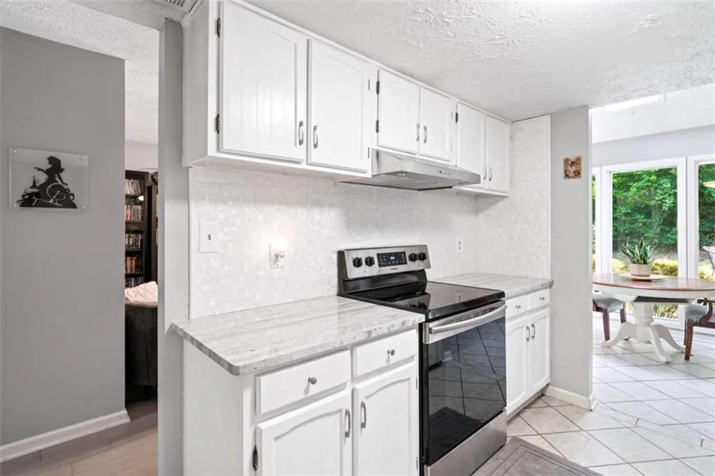 7750 Roswell Road Unit 10h, Sandy Springs, Georgia 30350, 2 Bedrooms Bedrooms, ,1 BathroomBathrooms,Residential,Sold,7750 Roswell Road Unit 10h,7436243 7750 Roswell Road Unit 10h, Sandy Springs, Georgia 30350, 2 Bedrooms Bedrooms, ,1 BathroomBathrooms,Residential,Sold,7750 Roswell Road Unit 10h,7436243