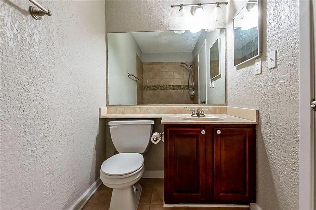 6900 Roswell Road Unit M5, Atlanta, Georgia 30328, 2 Bedrooms Bedrooms, ,2 BathroomsBathrooms,Residential,Sold,6900 Roswell Road Unit M5,7003996