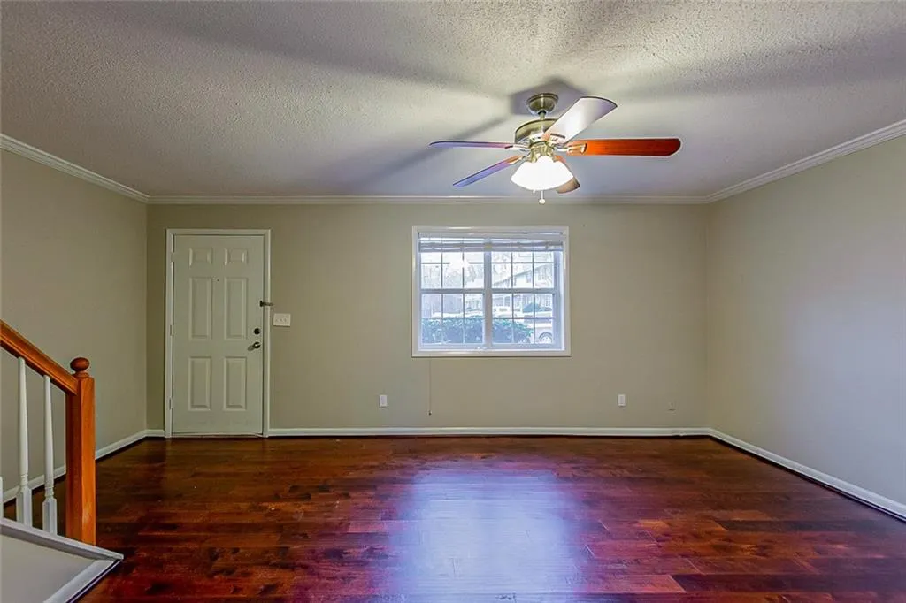 6900 Roswell Road Unit M5, Atlanta, Georgia 30328, 2 Bedrooms Bedrooms, ,2 BathroomsBathrooms,Residential,Sold,6900 Roswell Road Unit M5,7003996