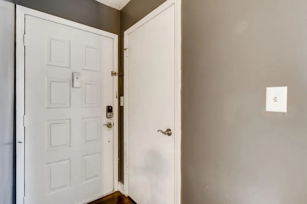 1513 Wingate Way, Sandy Springs, Georgia 30350, 2 Bedrooms Bedrooms, ,2 BathroomsBathrooms,Residential,Sold,1513 Wingate Way,6880372